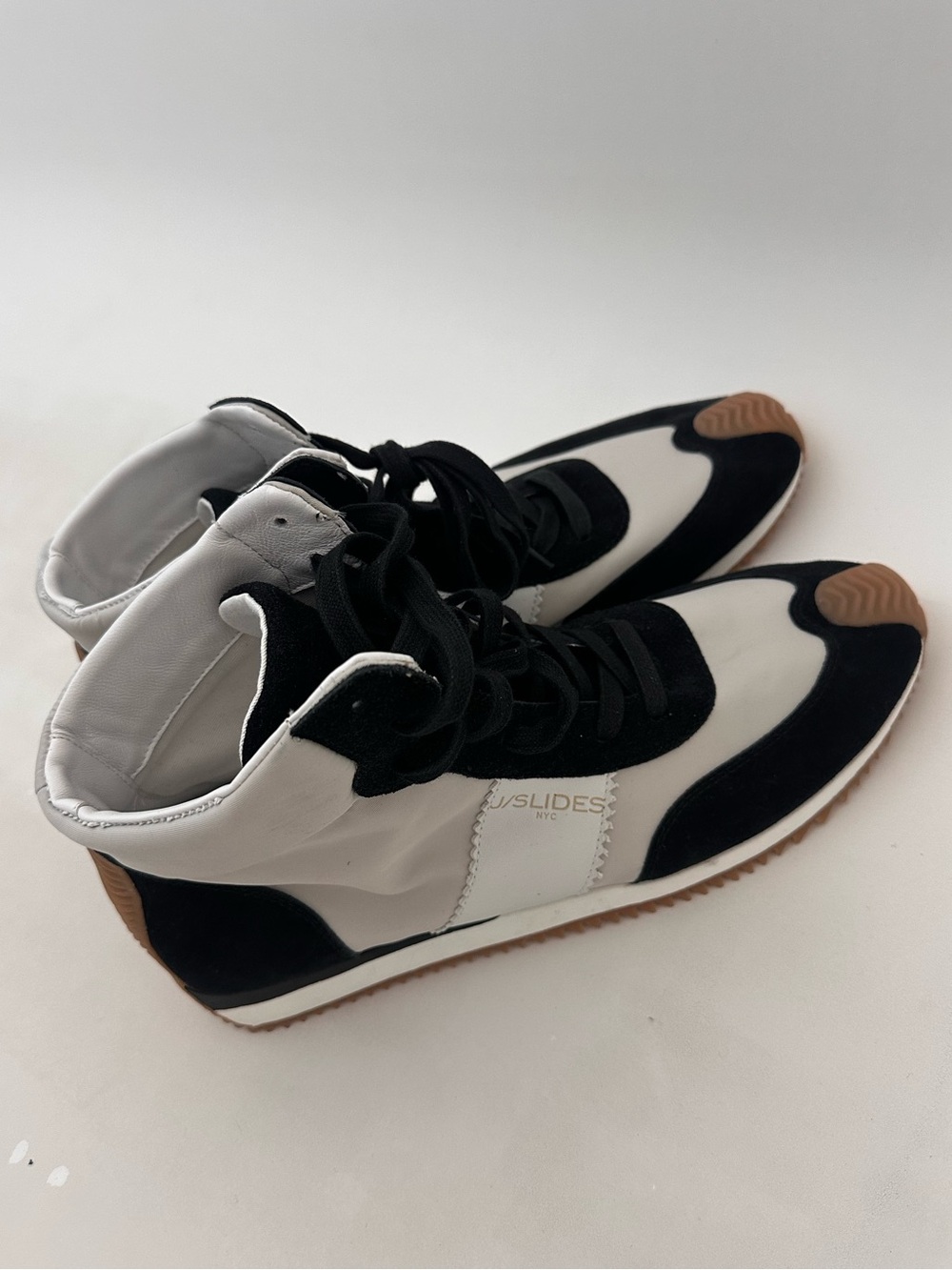 High Top J/SLIDES- LUNA in Black & White